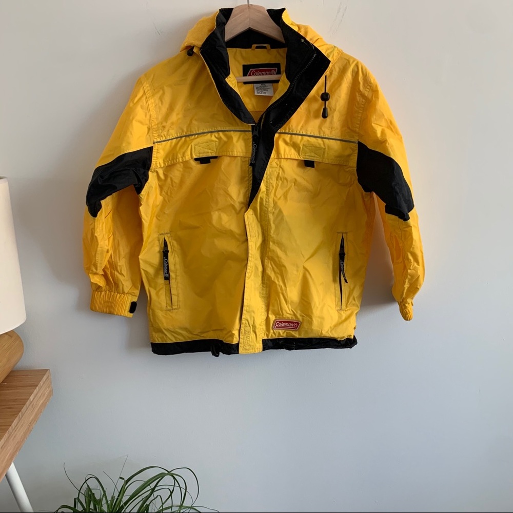 Coleman Yellow Windbreaker/Rain Spring Jacket